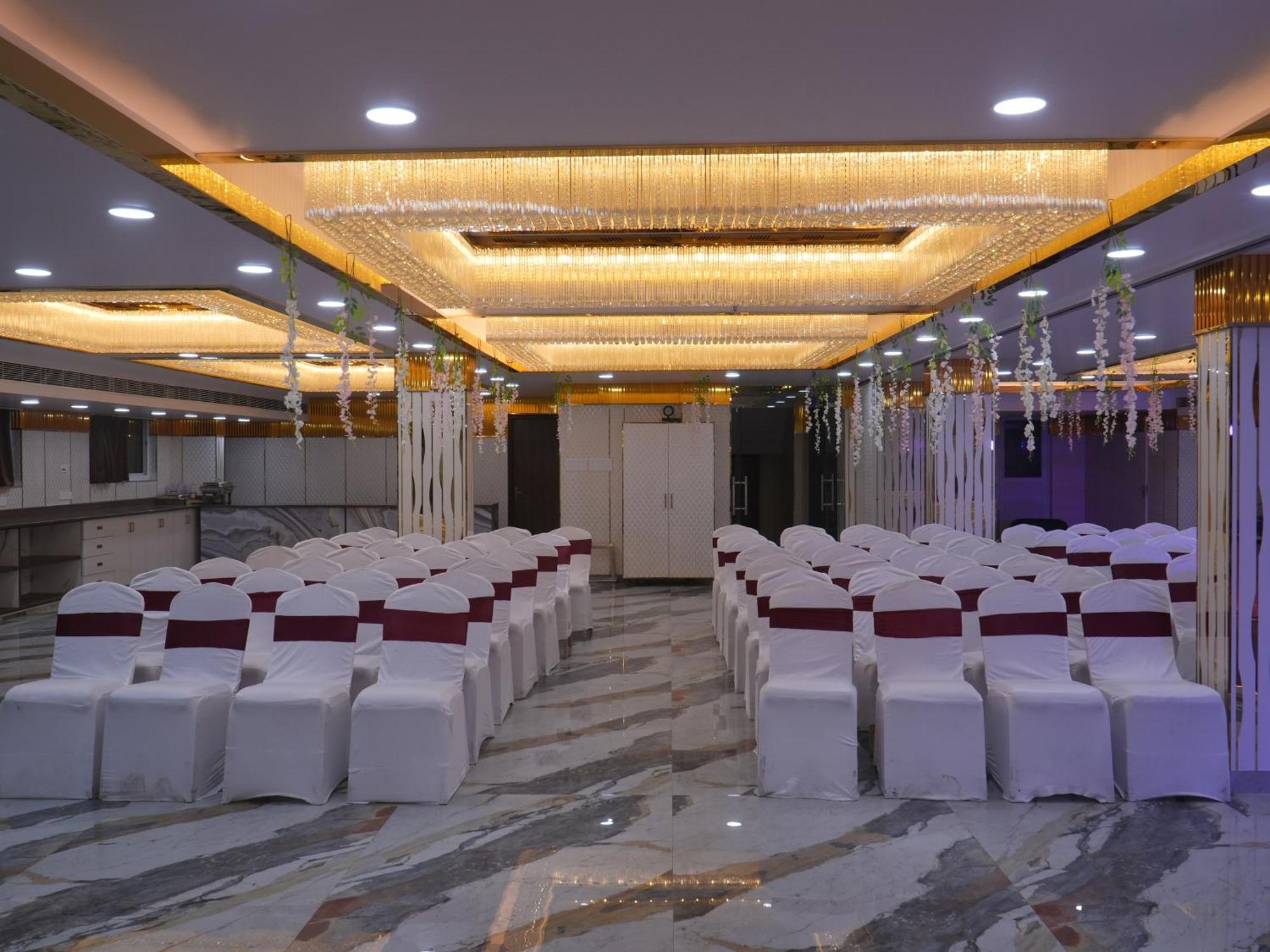 Saubhagya Inn By Kempinski ラクナウ エクステリア 写真